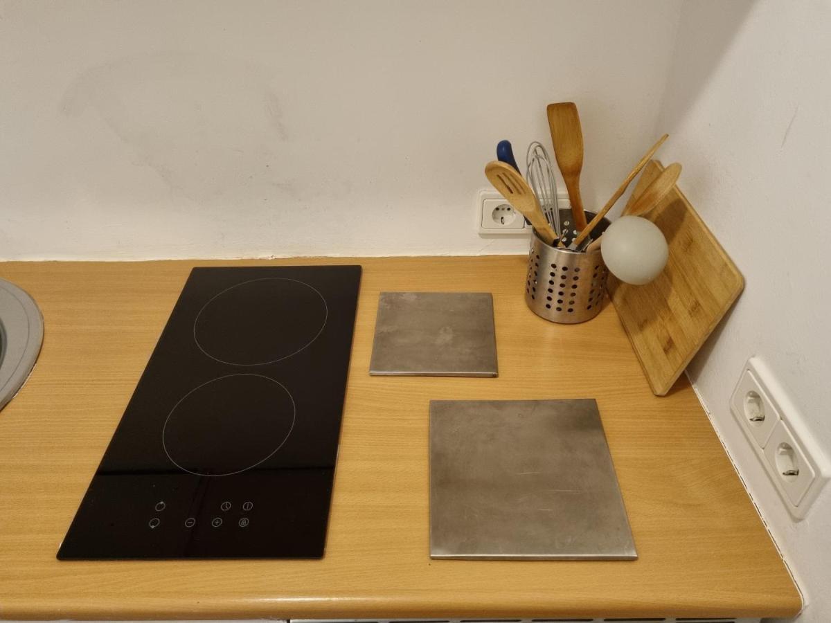 Alina'S Apartment Виена Екстериор снимка