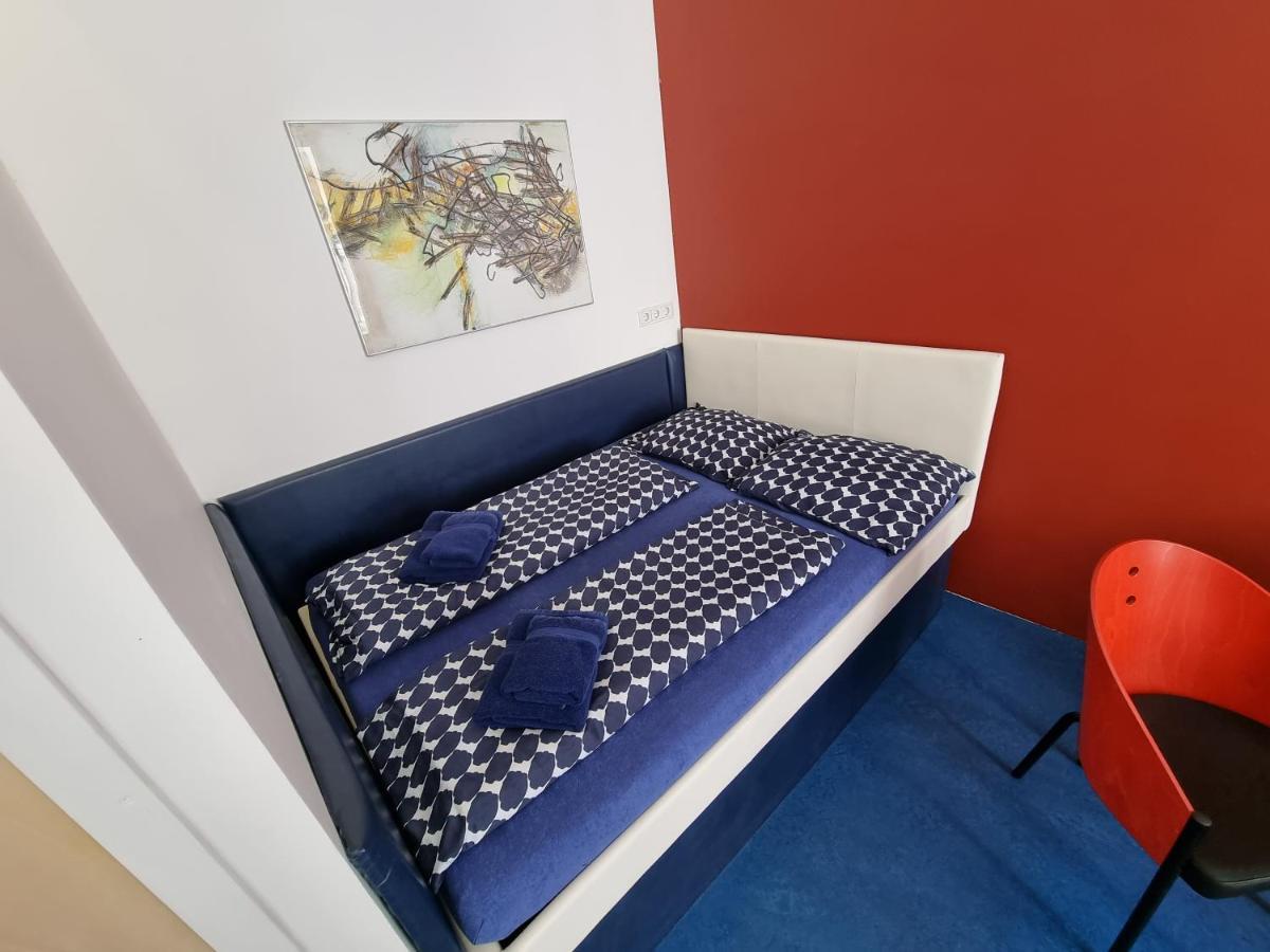 Alina'S Apartment Виена Екстериор снимка