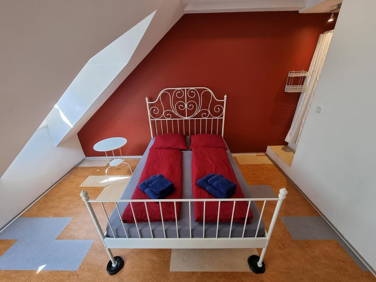 Alina'S Apartment Виена Екстериор снимка