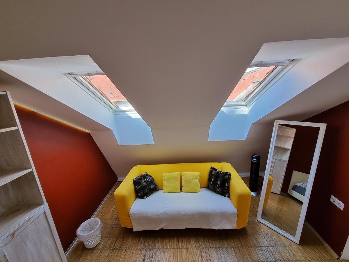Alina'S Apartment Виена Екстериор снимка