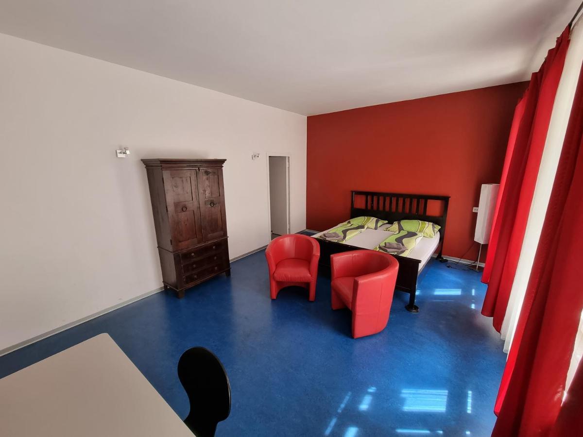 Alina'S Apartment Виена Екстериор снимка